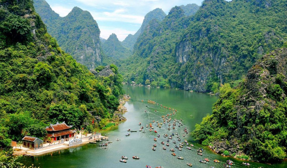 Amazing of Ninh Binh | Swallow Travel